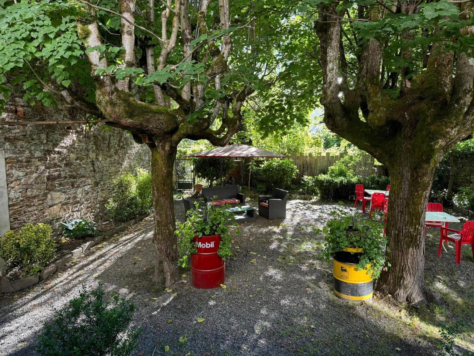 Aparthotel Le Petit Train Bagnères-de-Luchon Exterior foto